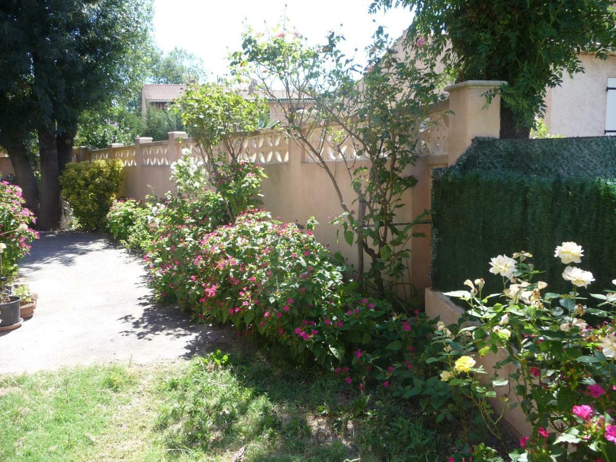 Le Coin Tranquille Apartment *